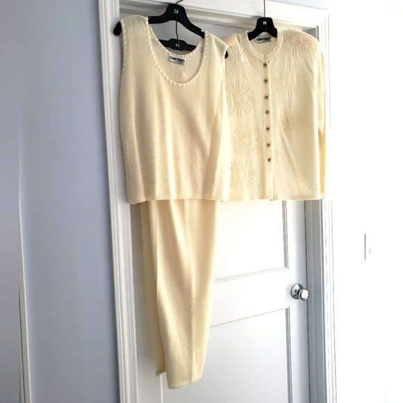 San Remo by Laura Knits, 3 piece jacket, sleeveless shell and pants size L - Picture 1 of 11
